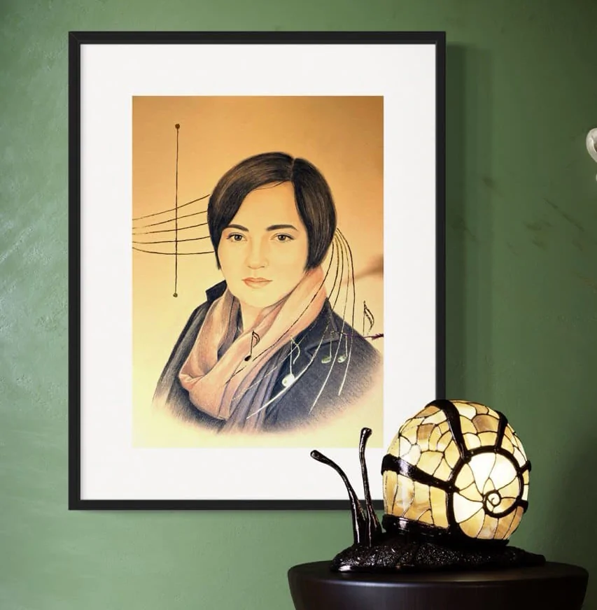 A warm pastel portrait drawn on beige-peach paper, using soft brown and earthy tones, with refined gold foil accents. The warm color palette creates a gentle, harmonious atmosphere, while the gold details add a luminous and luxurious finish.